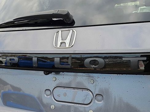 Used 2023 Honda Pilot Elite image 36