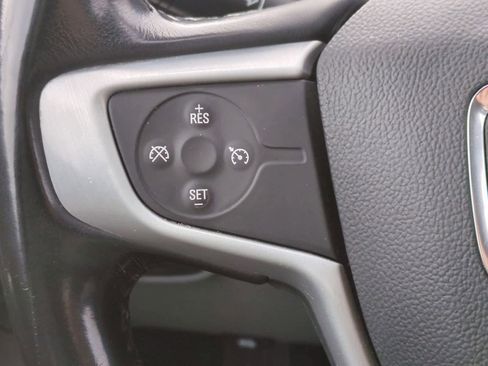 Used 2019 GMC Terrain SLE w/ Driver Convenience Package image 23