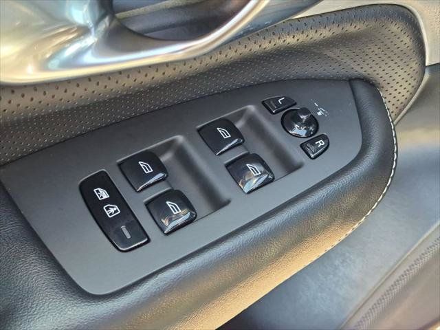 Used 2019 Volvo XC90 T8 R-Design w/ Advanced Package AWD/4WD image 11
