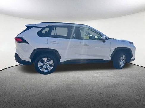 Used 2019 Toyota RAV4 XLE w/ Convenience Package image 15