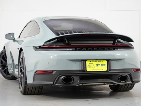 Used 2025 Porsche 911 Carrera image 6