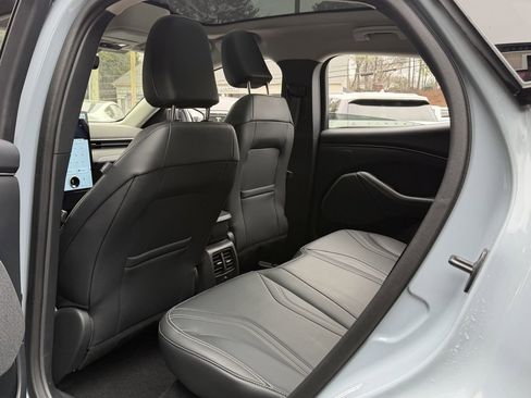 Used 2024 Ford Mustang Mach-E Premium image 31