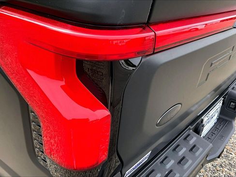 Used 2022 Ford F150 Lightning Lariat w/ Equipment Group 511A High AWD/4WD image 30