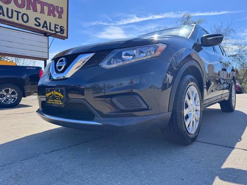 Used 2014 Nissan Rogue S image 1