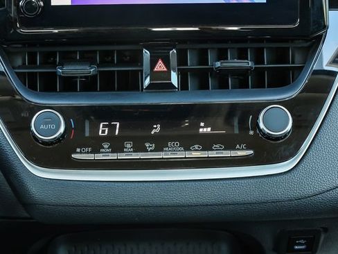 Used 2024 Toyota Corolla LE FWD image 15