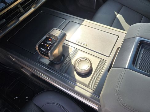 Used 2024 GMC Hummer EV 3X image 19