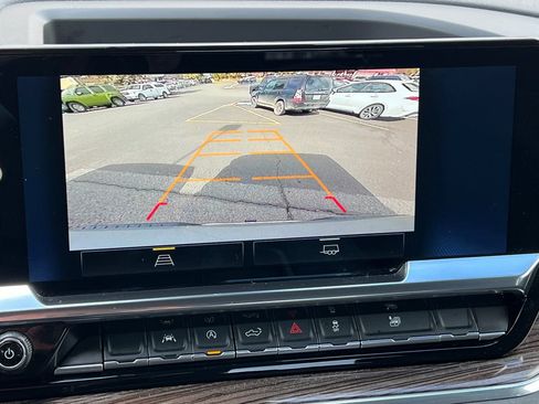 Used 2025 Chevrolet Silverado 1500 LT image 19