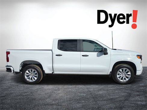 New 2026 Chevrolet Silverado 1500 Custom image 2