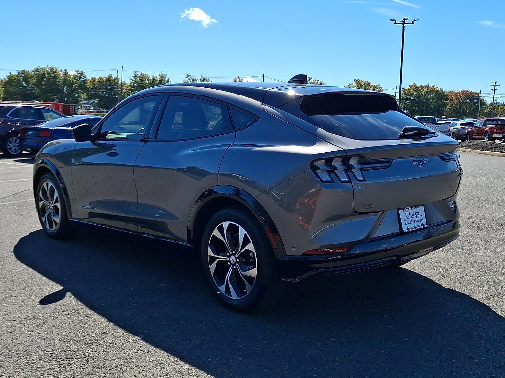 Used 2023 Ford Mustang Mach-E Premium AWD/4WD image 7