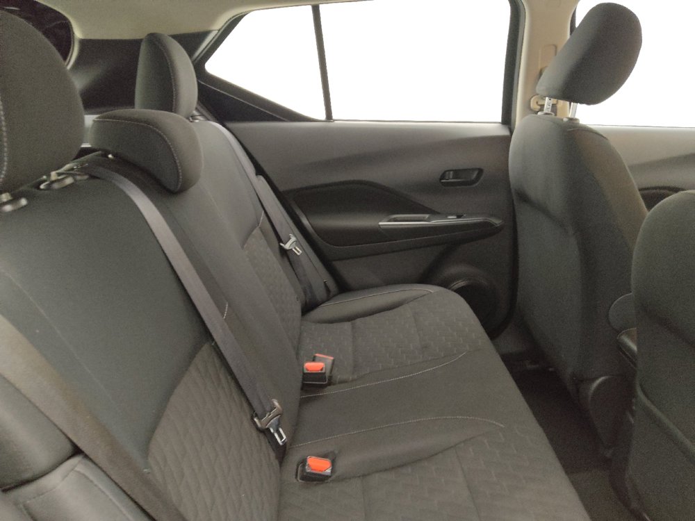 Used 2022 Nissan Kicks S FWD image 19