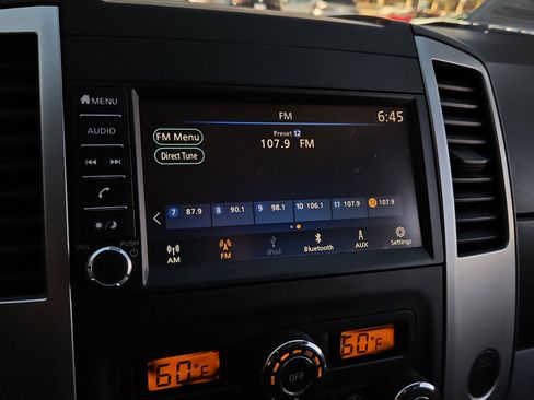 Used 2020 Nissan Frontier SV image 12