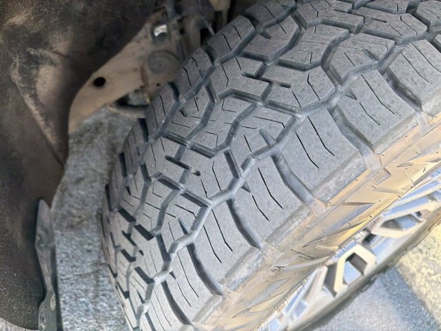 Used 2021 GMC Sierra 1500 AT4 AWD/4WD image 5