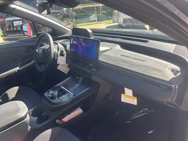 Used 2026 Toyota C-HR AWD/4WD image 15
