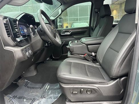 Used 2025 Chevrolet Silverado 2500 LTZ image 20