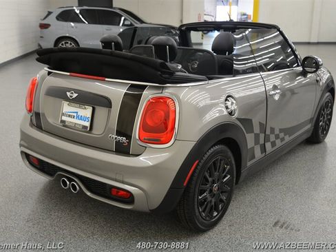Used 2017 MINI Cooper S image 8