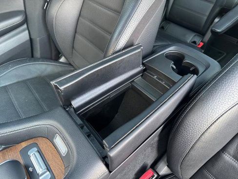 Used 2022 Mercedes-Benz GLS 450 4MATIC image 33