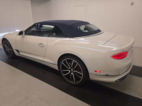 Used 2020 Bentley Continental GT image 2