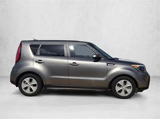 Used 2015 Kia Soul FWD video 4