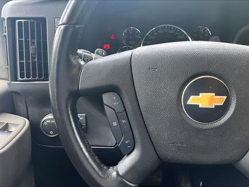 Used 2021 Chevrolet Express 3500 w/ Power Convenience Package RWD image 20