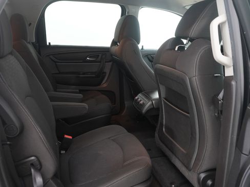 Used 2016 GMC Acadia SLE image 15