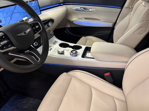 New 2026 Genesis GV70 2.5T Advanced AWD/4WD image 10