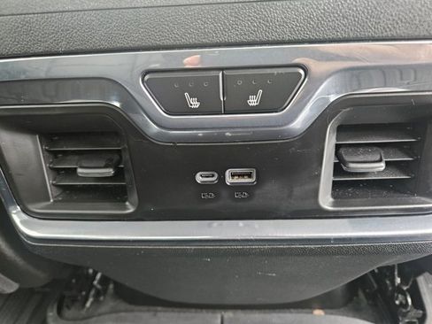 Certified 2025 GMC Sierra 2500 Denali w/ Denali Reserve Package image 18