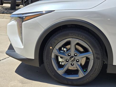 New 2026 Kia K4 FWD image 5
