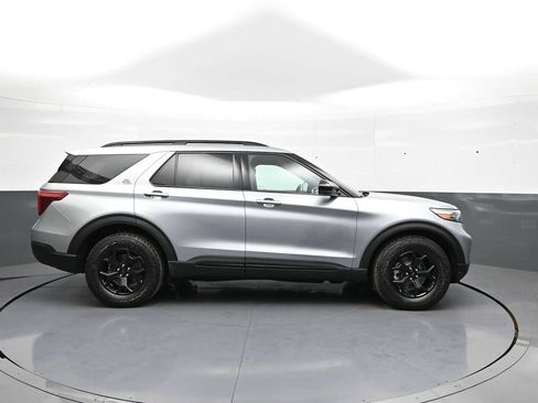 Used 2022 Ford Explorer Timberline w/ Timberline Technology Package AWD/4WD image 5