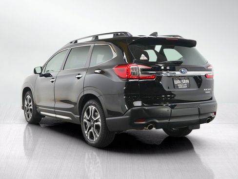 Used 2023 Subaru Ascent Touring AWD/4WD image 3