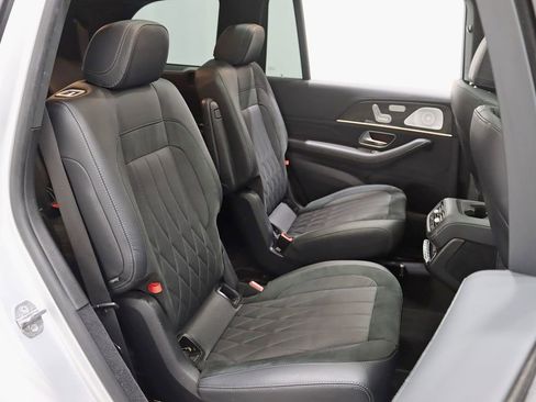 Used 2021 Mercedes-Benz GLS 63 AMG 4MATIC image 31