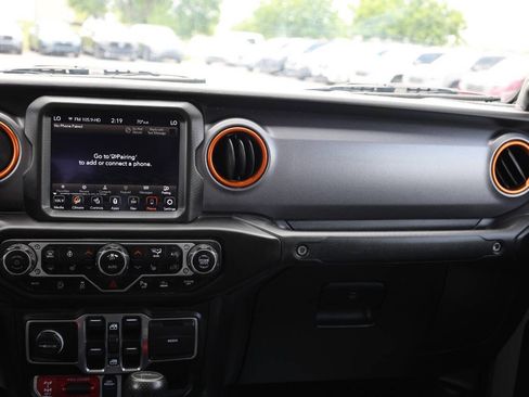 Used 2021 Jeep Gladiator Mojave AWD/4WD image 23