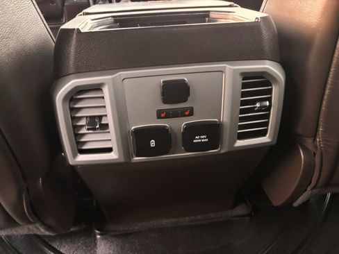 Used 2017 Ford F150 King Ranch w/ Equipment Group 601A Luxury image 20