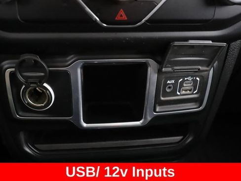 Used 2018 Jeep Wrangler Sport AWD/4WD image 23