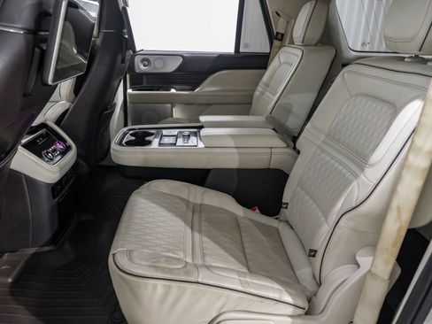 Used 2021 Lincoln Navigator L Black Label w/ Cargo Convenience Package image 40