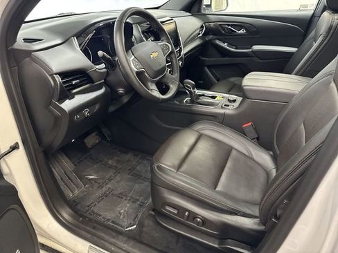 Certified 2023 Chevrolet Traverse High Country AWD/4WD image 12