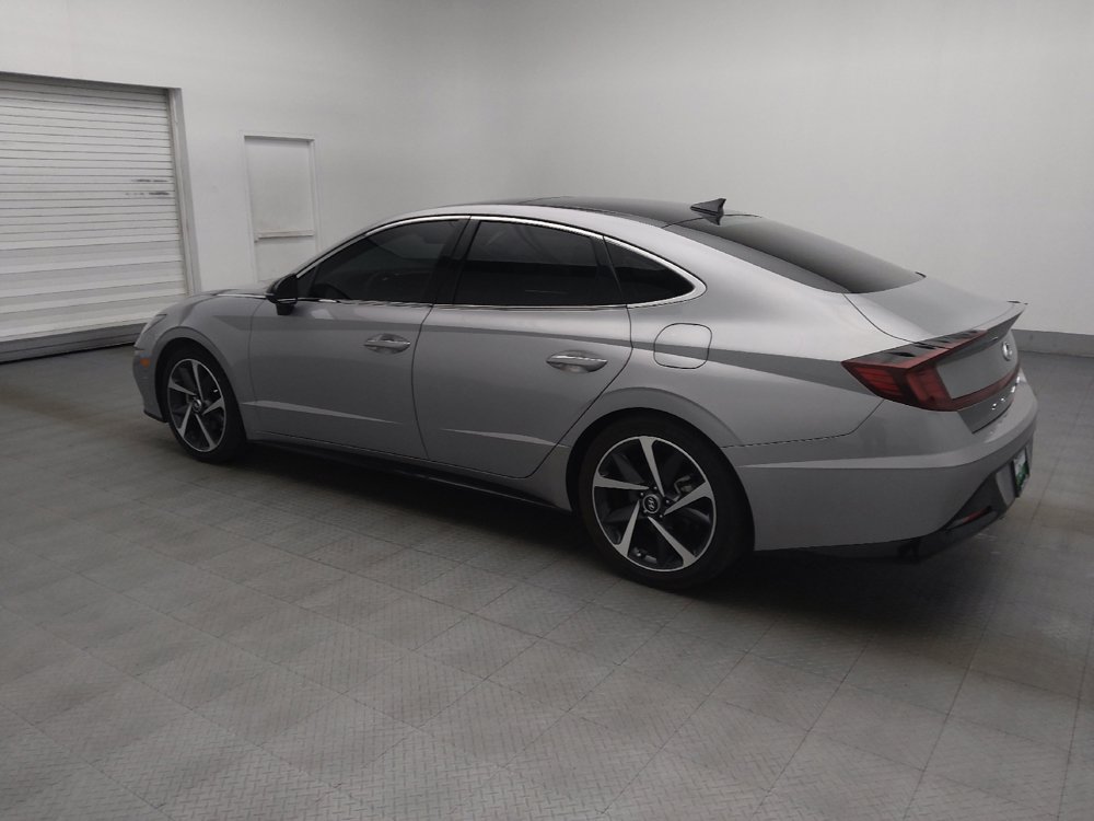 Used 2023 Hyundai Sonata SEL Plus FWD image 3
