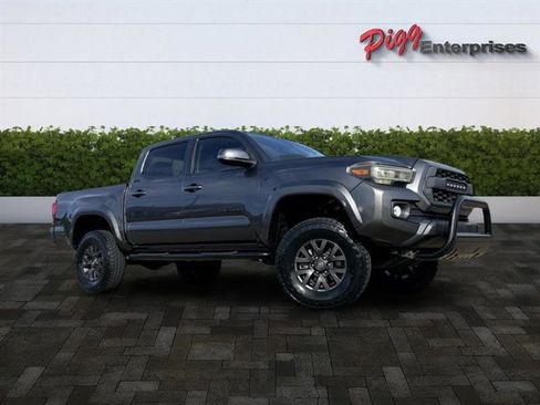 Used 2023 Toyota Tacoma SR5 image 46