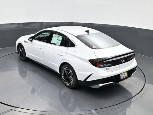 Certified 2026 Hyundai Sonata SEL FWD image 19