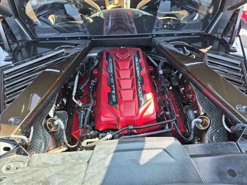 Used 2021 Chevrolet Corvette Stingray Preferred Cpe w/ Z51 Performance Package RWD image 27
