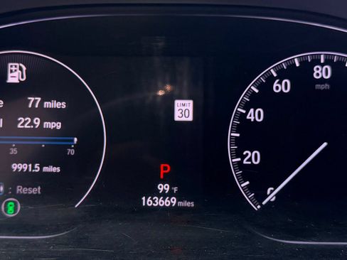 Used 2018 Honda Accord Sport image 35
