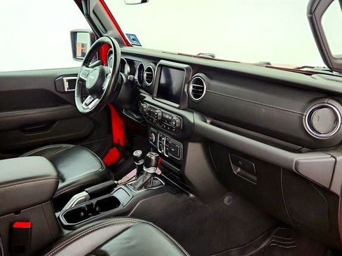 Used 2020 Jeep Gladiator Overland w/ Uconnect 4C Nav & Sound Group AWD/4WD image 25