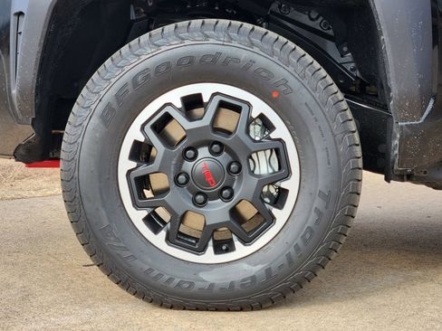 New 2026 Toyota Tacoma TRD Off-Road image 10