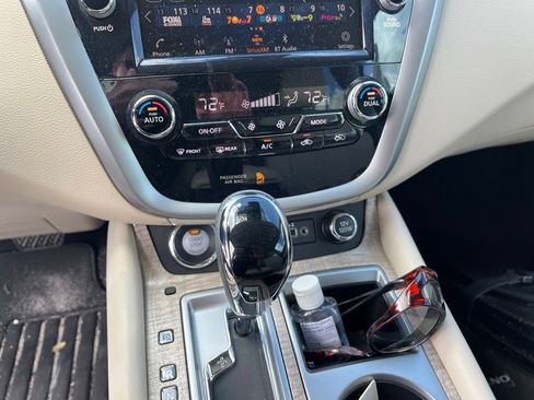 Used 2020 Nissan Murano SV FWD image 19