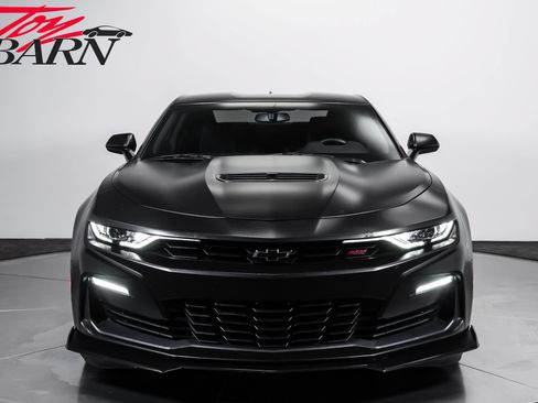 Used 2022 Chevrolet Camaro SS RWD image 8