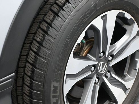 Used 2019 Honda CR-V LX image 13