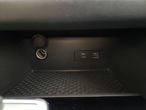 Used 2025 Nissan Pathfinder SV AWD/4WD image 22
