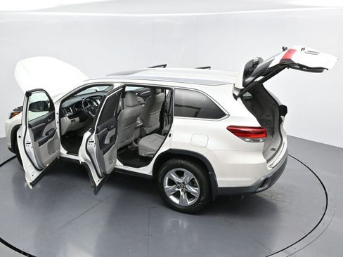 Used 2017 Toyota Highlander Limited w/ Protection Package #3 AWD/4WD image 50