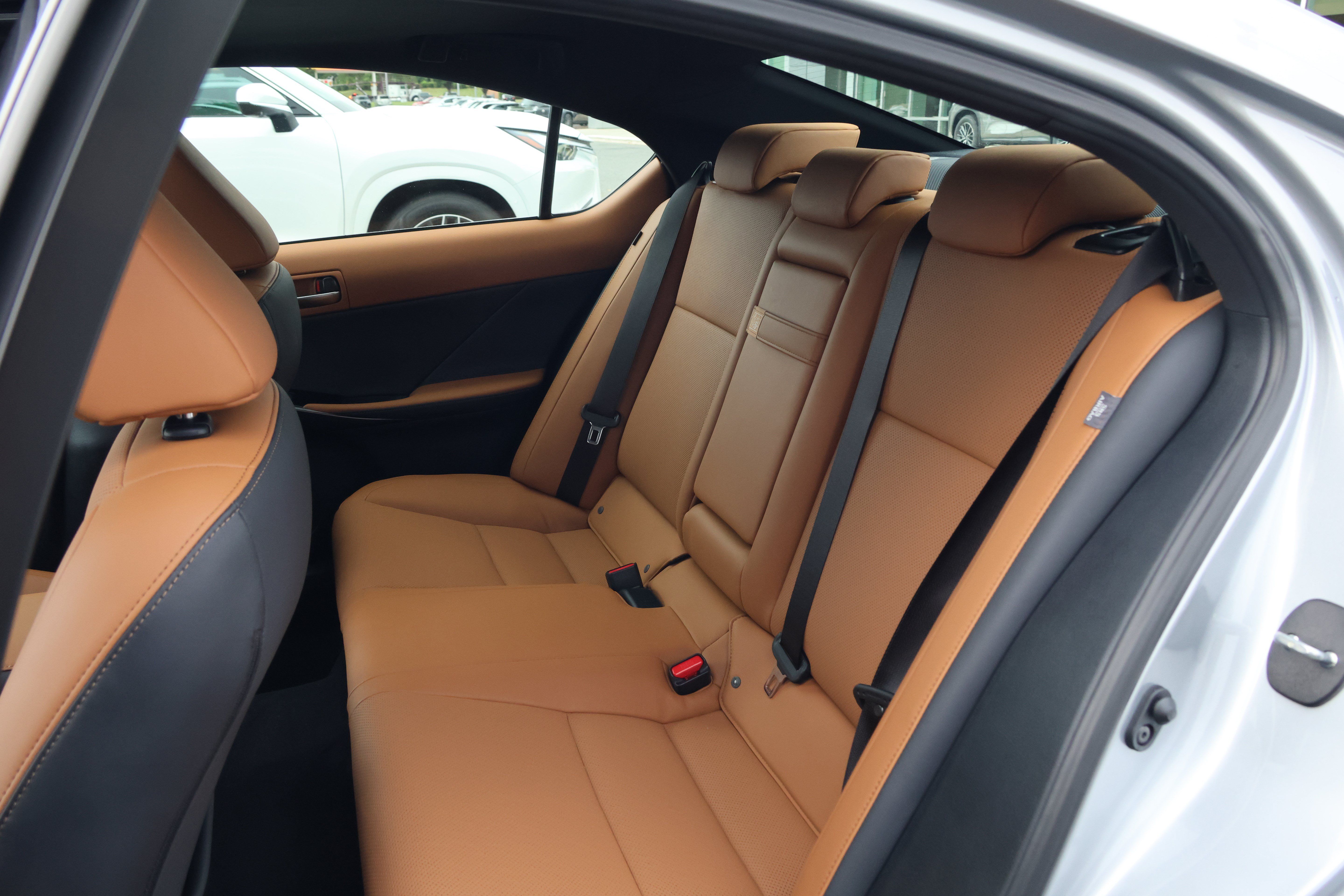 Used 2025 Lexus IS 350 F Sport w/ Accessory Package RWD image 36