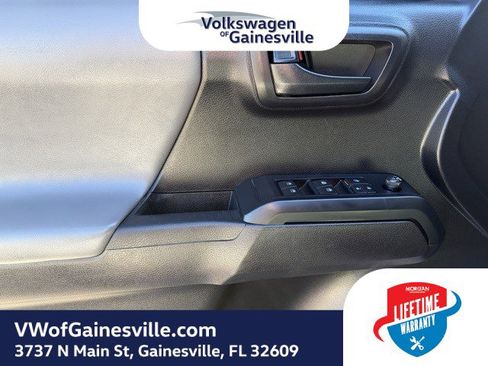 Used 2020 Toyota Tacoma SR image 13