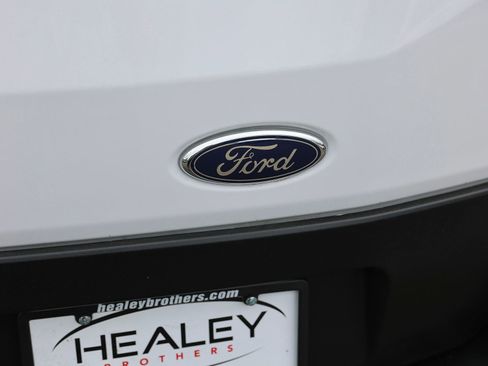 Used 2024 Ford Transit 250 Low Roof w/ Exterior Upgrade Package RWD image 11
